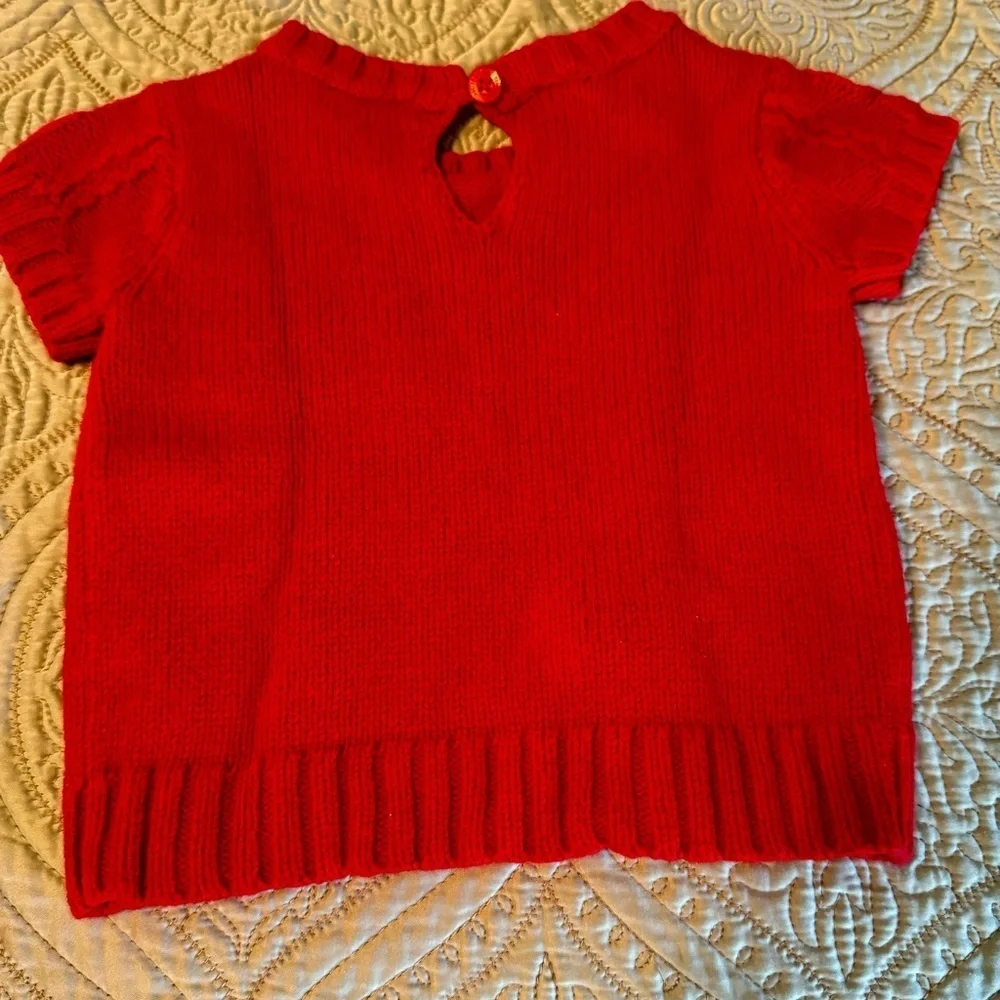 🎅 Oshkosh Holiday plaid skirt and red sweater size 2T